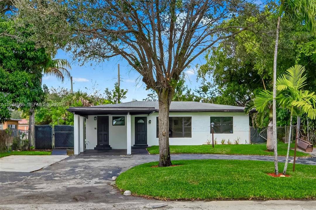 Beautifully remodeled 3 bedroom, 2 bath home with a sparkling pool !