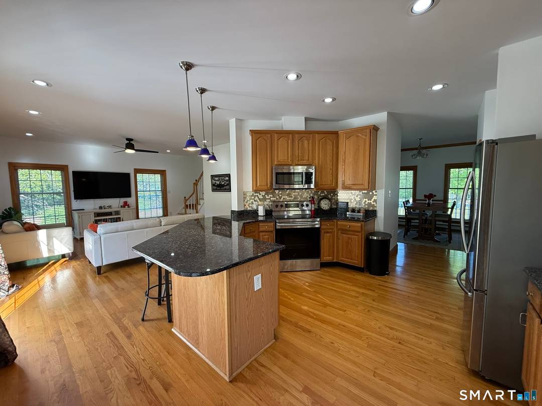 Well maintained 3 bed 2. 5 bath colonial on an open level lot.