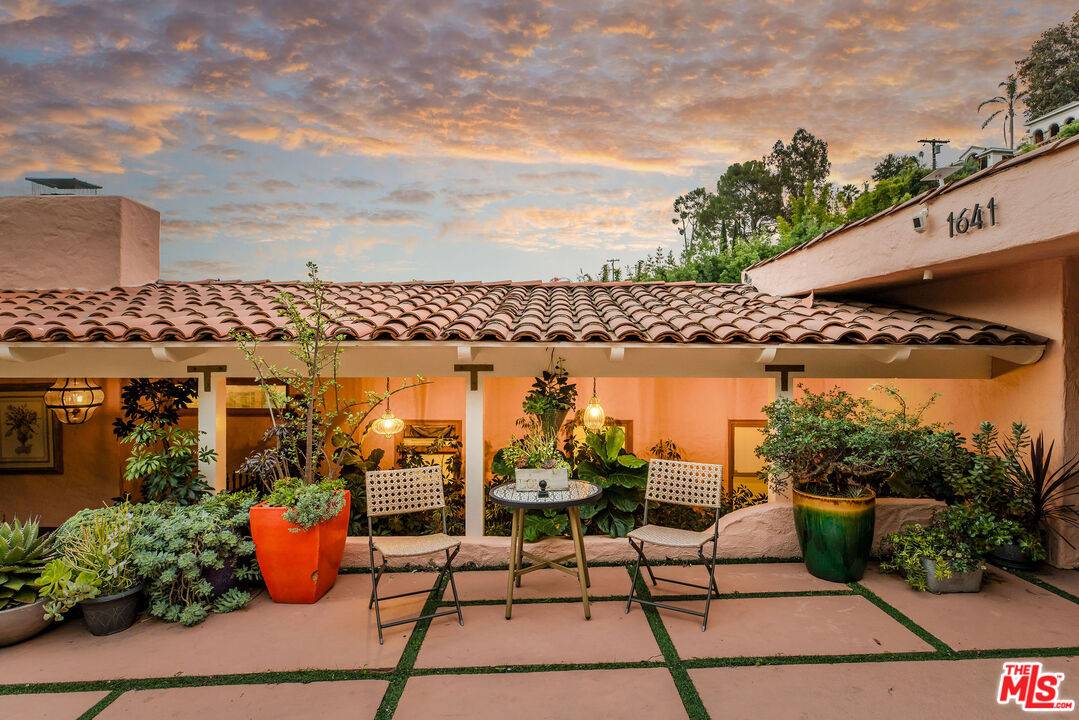 1641 N Crescent Heights Blvd 4BR Sunset Strip La