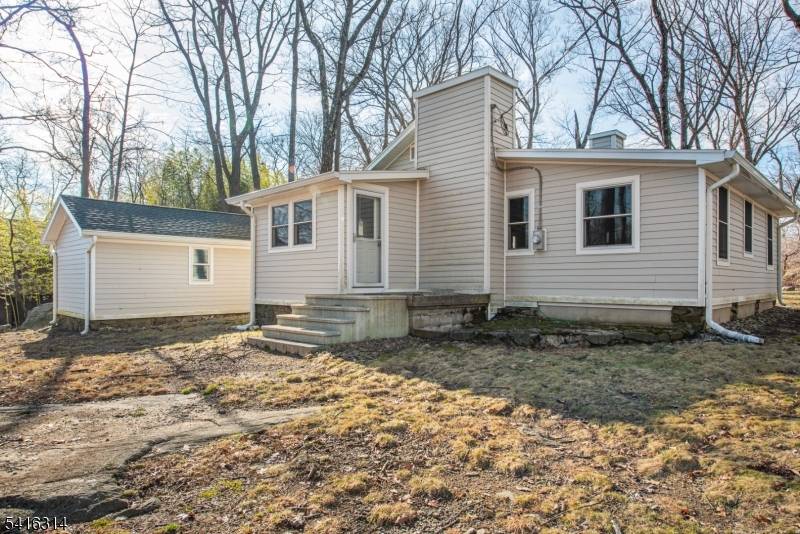 Investors, builders, and handy homeowners this is your chance to bring your vision to life !