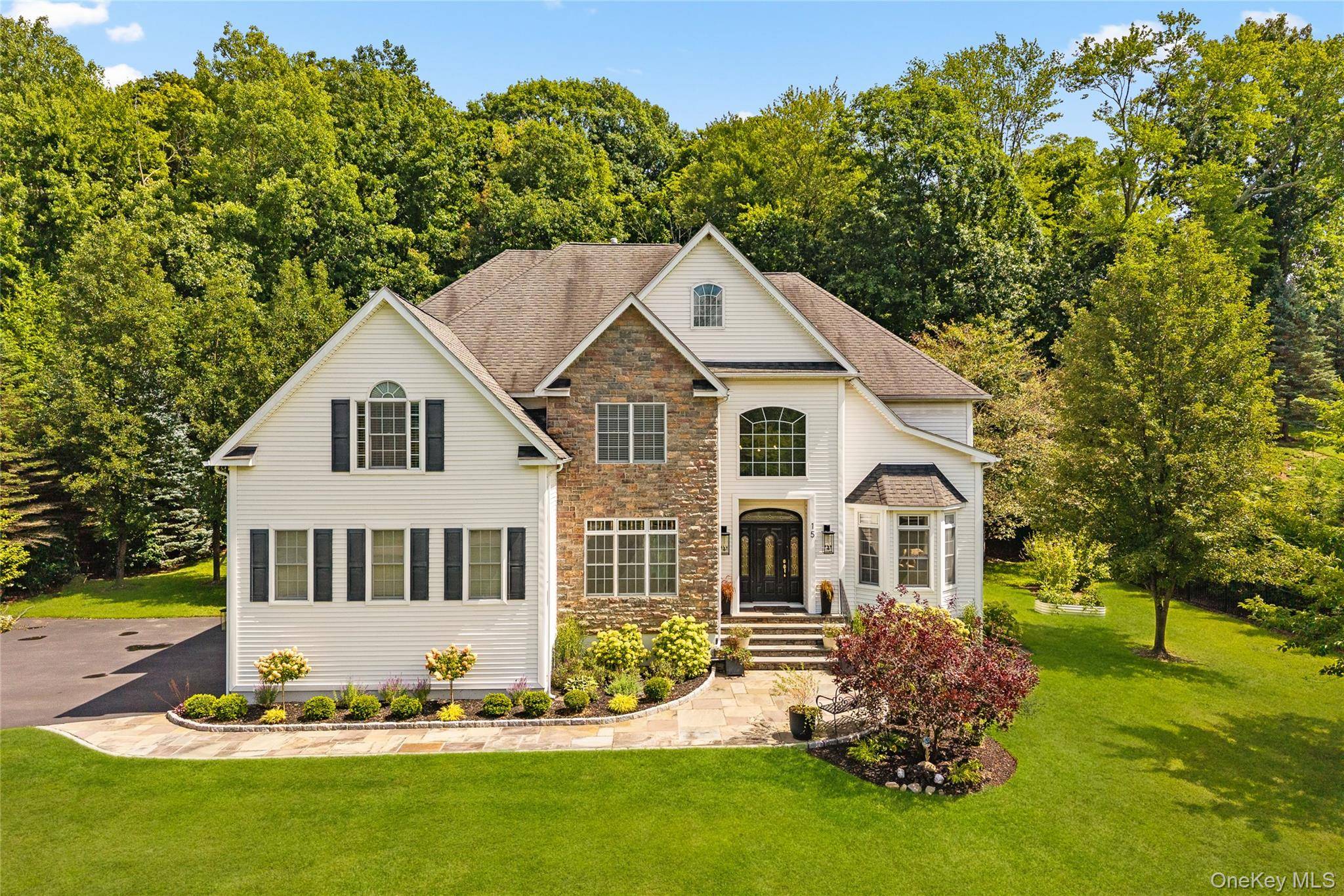 Stunning Custom Colonial Home for Rent in the heart of East Fishkill, Taconic Oaks subdivision !