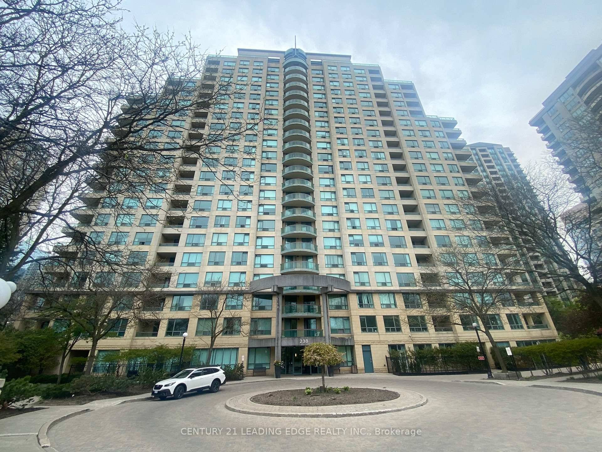 Spacious one bedroom condo unit located at the prime location at Yonge and Empress in the heart of North York.