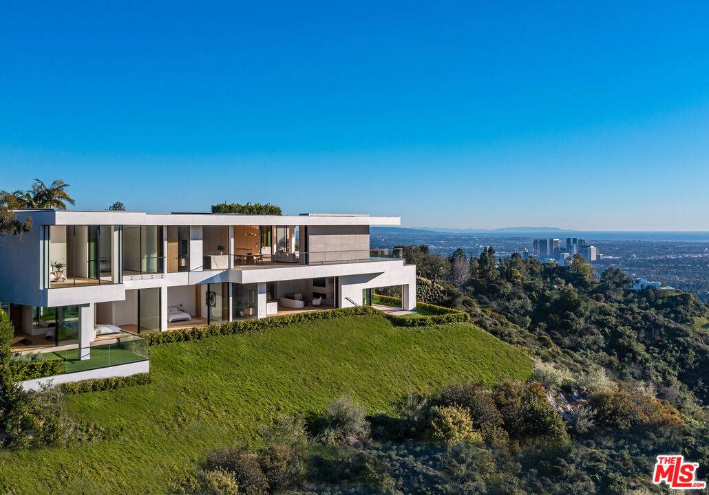 620   Arkell Dr 8BR Beverly Hills Post Office | B.H.P.O. La