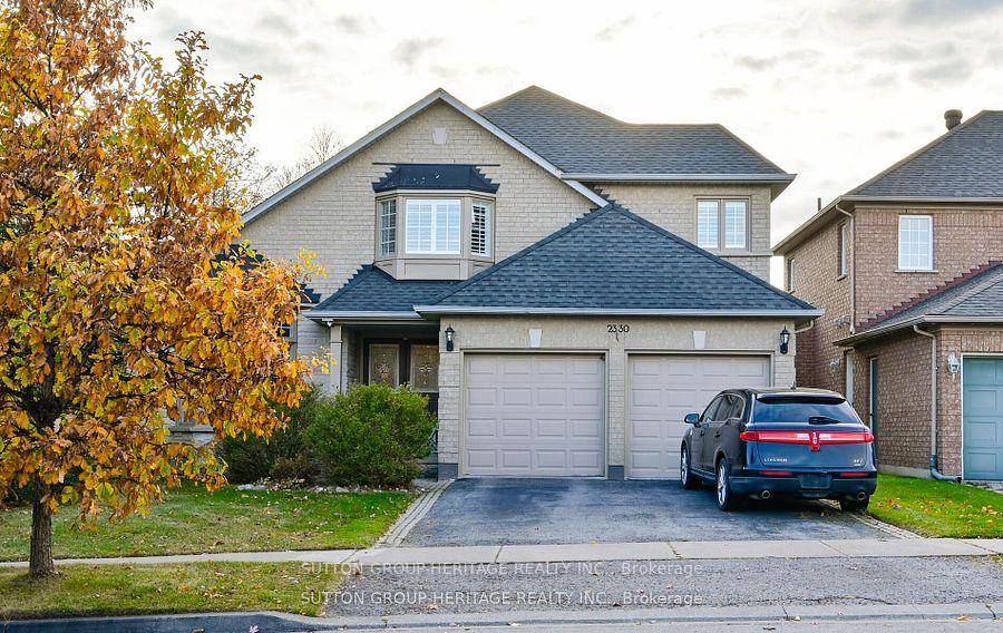 Lovely home in the prestigious Buckingham Gates of Pickering, community.