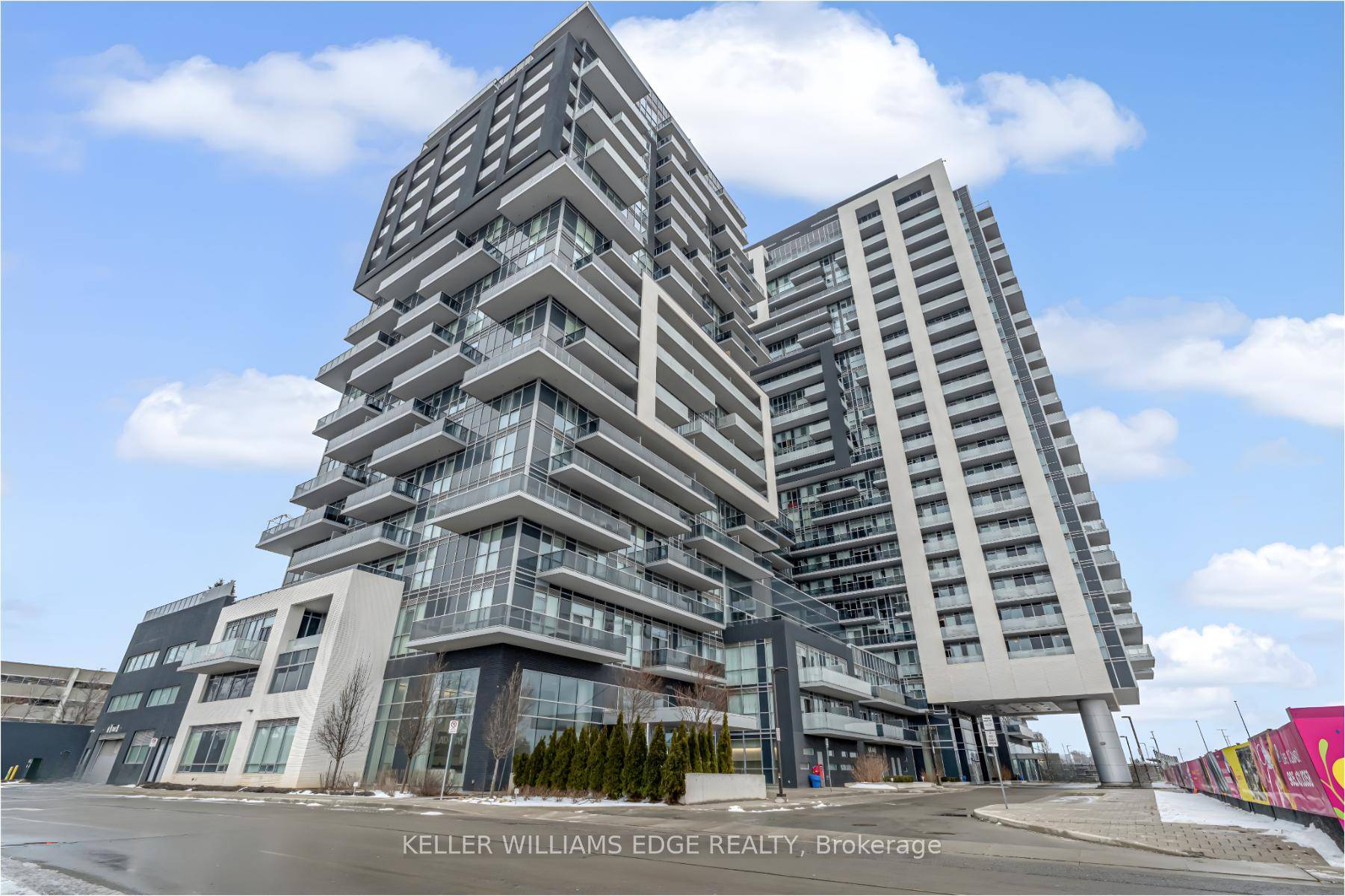 A tenants dream. Live the life of convenience at Paradigm Condos in Burlington.