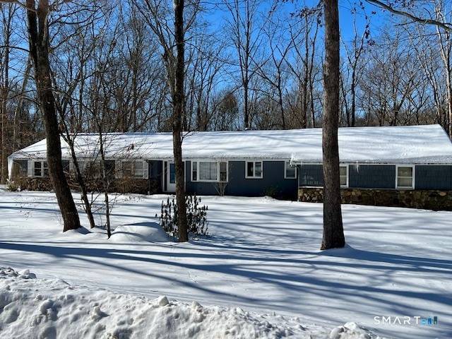 Large, spacious ranch located on a cul de sac minutes from the UConn Campus with easy access to Routes 32 or 195.