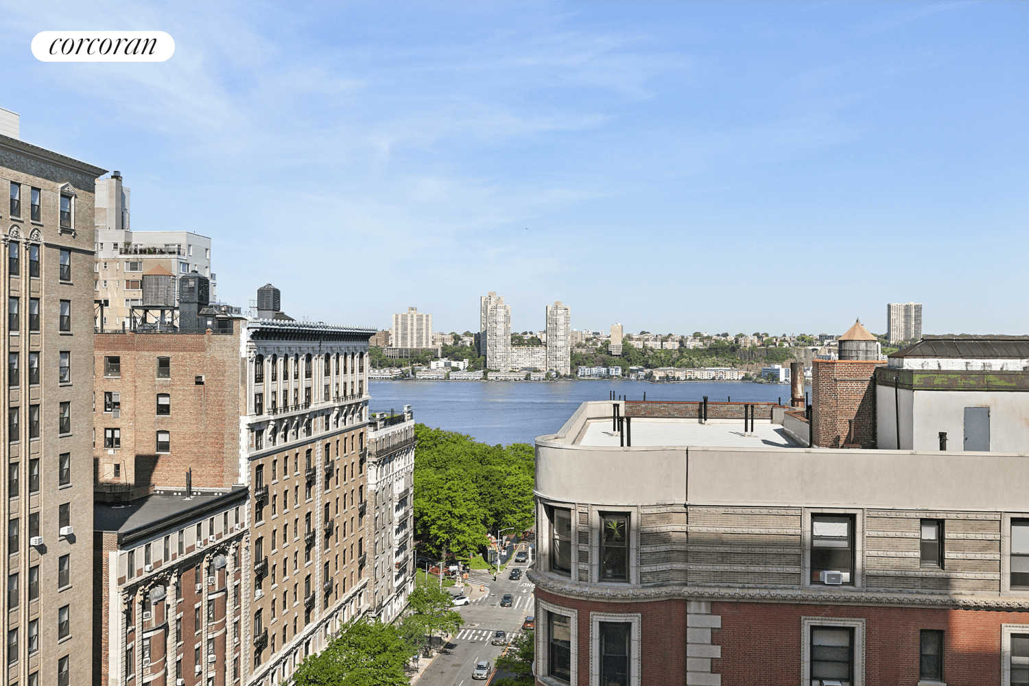 Welcome to 400 West End Avenue, also known as The Wexford, is a distinguished Art Deco cooperative that graces the corner of 79th Street and West End Avenue on the ...