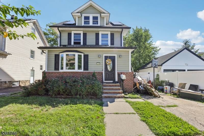 Charming Colonial featuring a welcoming Entry Foyer with a spacious closet.
