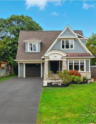 Custom built in 2016 by M.