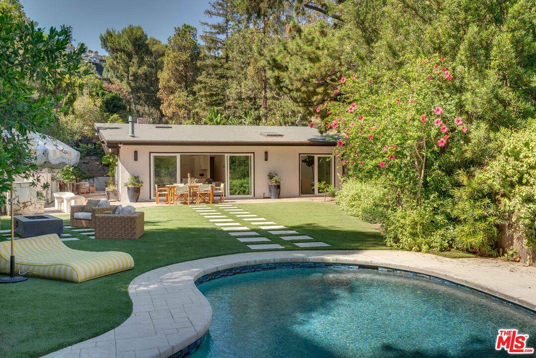 10120   Cielo Dr 3BR Beverly Hills Post Office | B.H.P.O. La