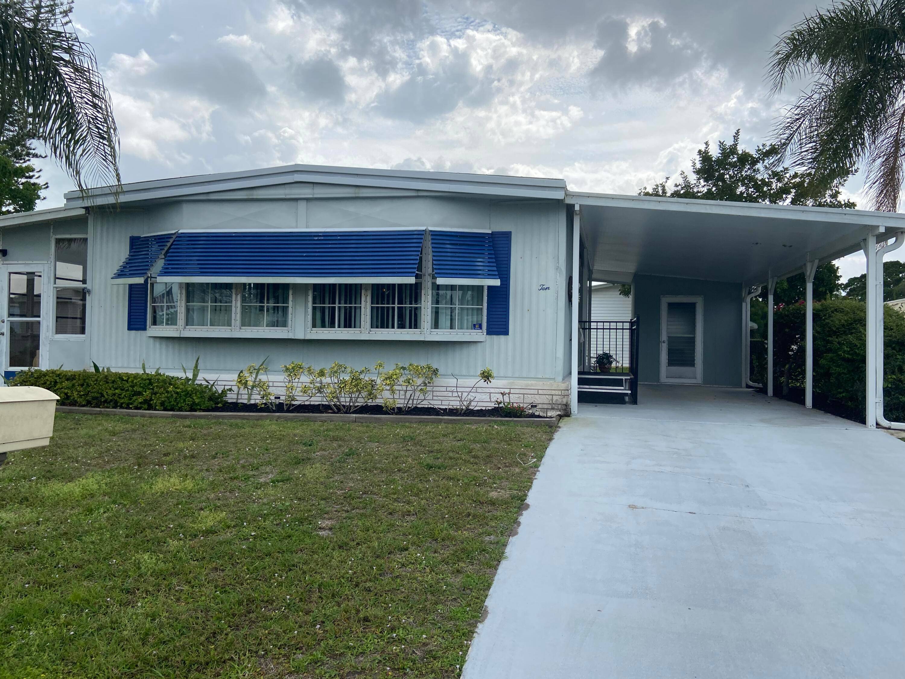 A comfortable 2 bedroom 2 full baths being offered fully furnished TURN KEY and ready for a new owner on this quiet cul de sac near a lake for catch ...