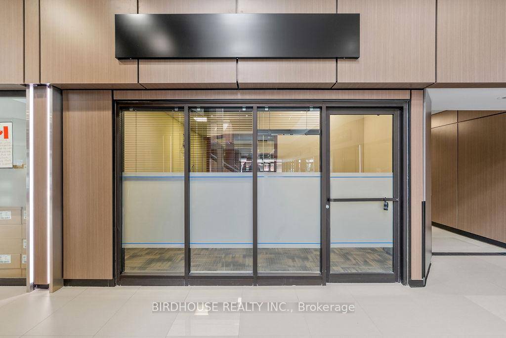 Unit 105 Kent Place Main floor leasing opportunity of 840 sq ft !
