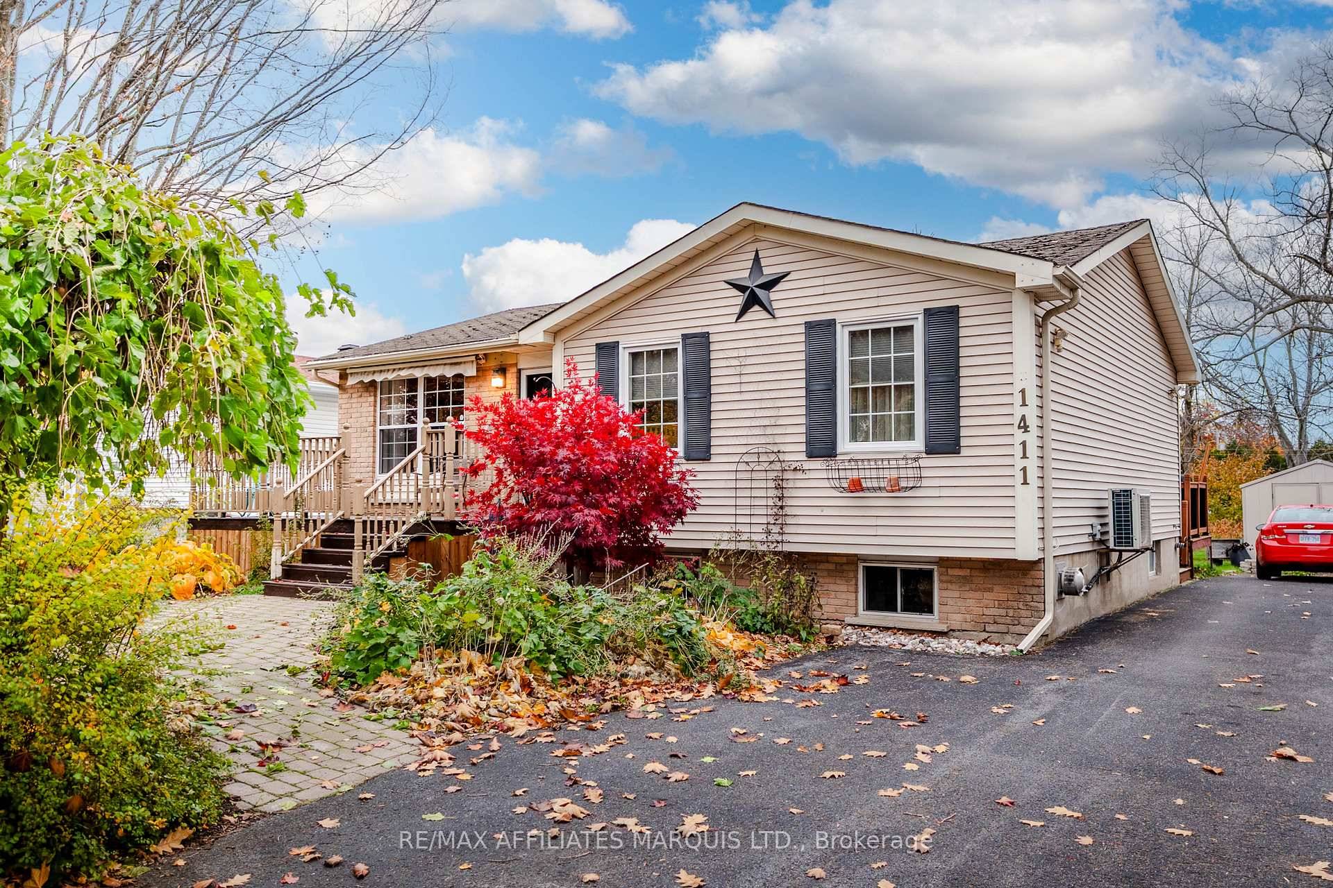 A well maintained home in one of Cornwall's most desirable areas Riverdale !