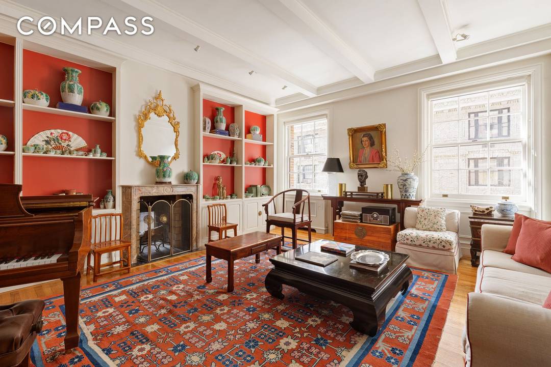 Dramatic Park Ave 6 into 5 Stately and welcoming, this sun filled 3 bedroom 2.