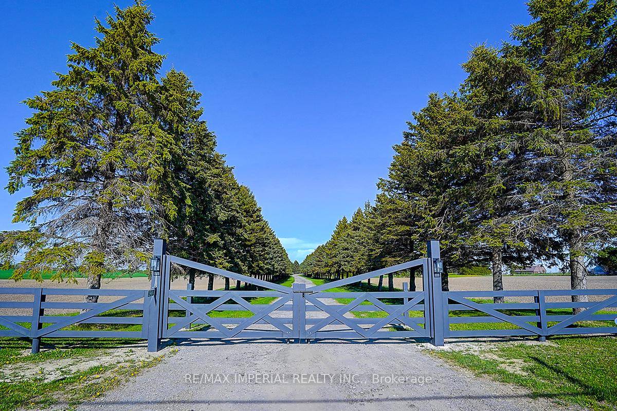 Rare 45. 42 Acre Property in Prime Stouffville Location.