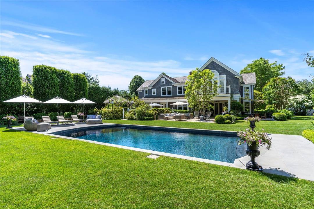 East Hampton Village Traditional 7 Bed 7.5 Bath Close to All