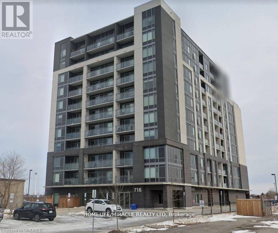 Elegant 2Bedroom Den And 2Wr.