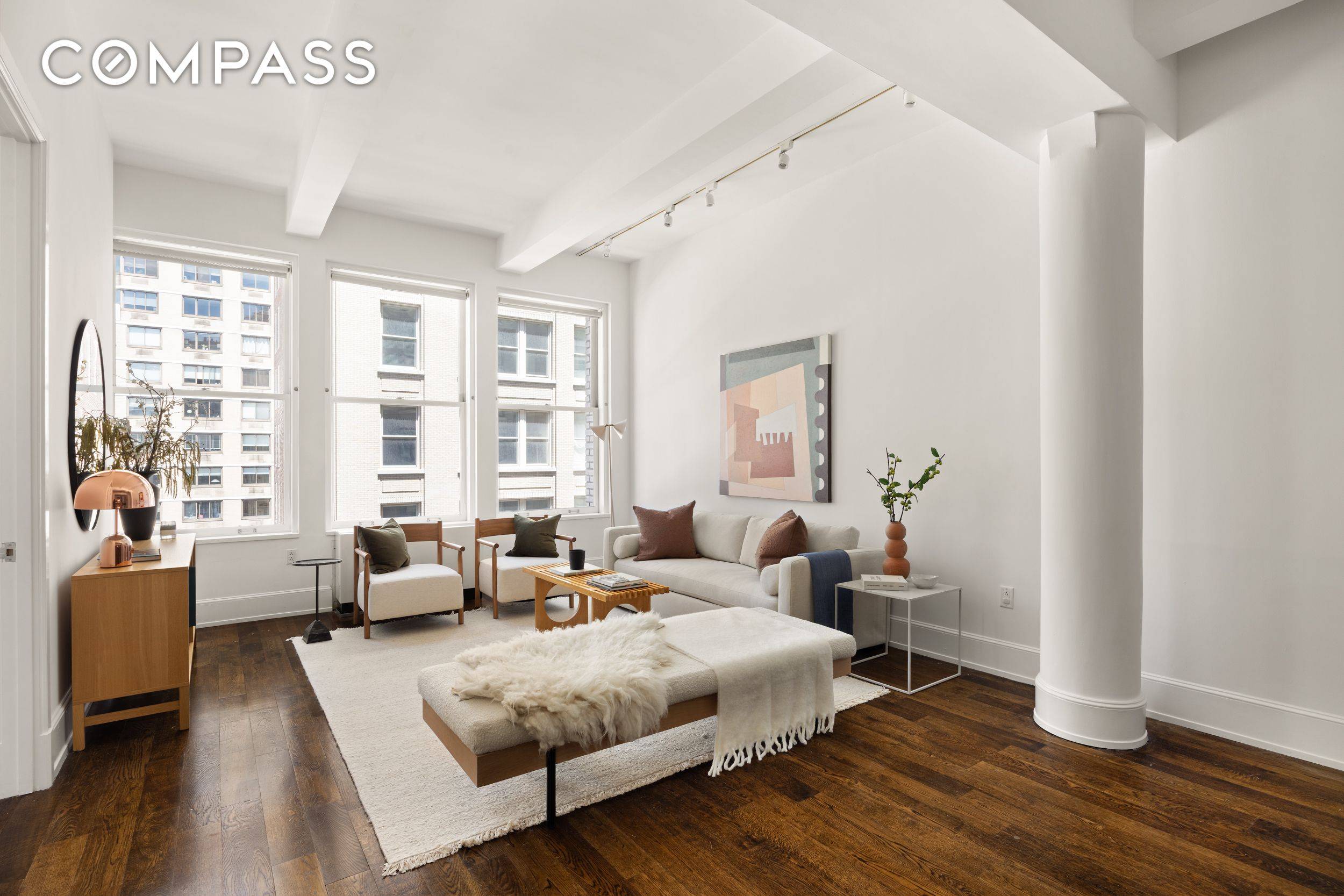 Bright, 2 bedroom, 2. 5 bathroom luxury condominium in prime Flatiron.