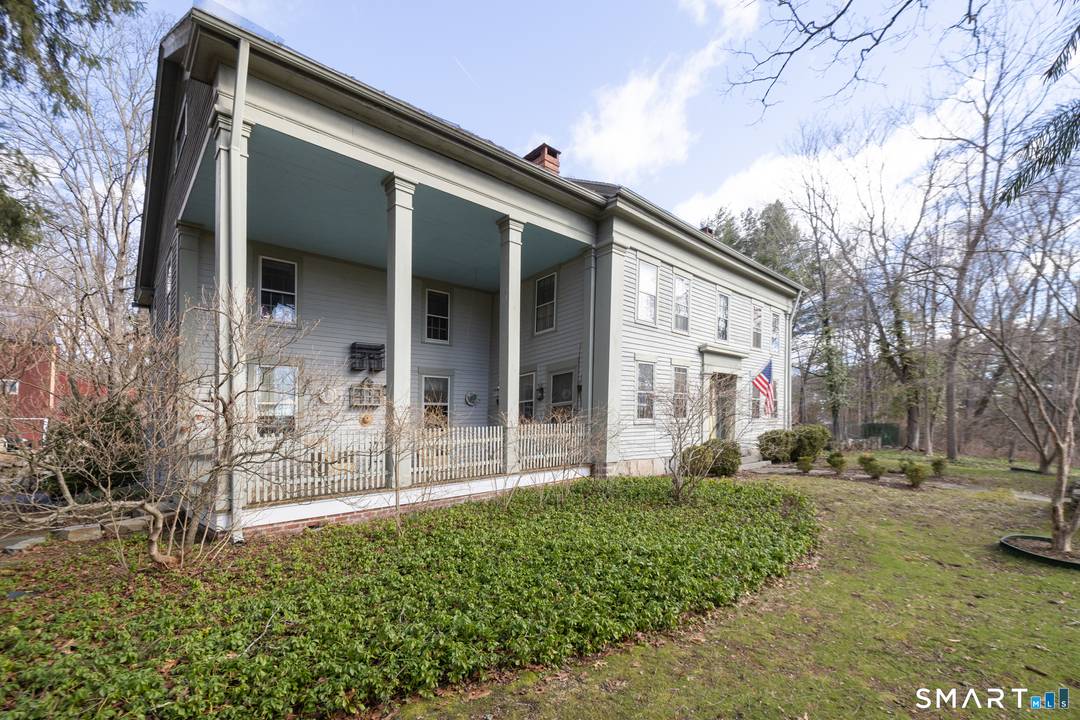 Located in picturesque Woodbury, voted Most Charming Town in CT by Reader's Digest in 2018, 2020 and 2024 and featured by Travel Leisure among the 10 Best Places to Live.