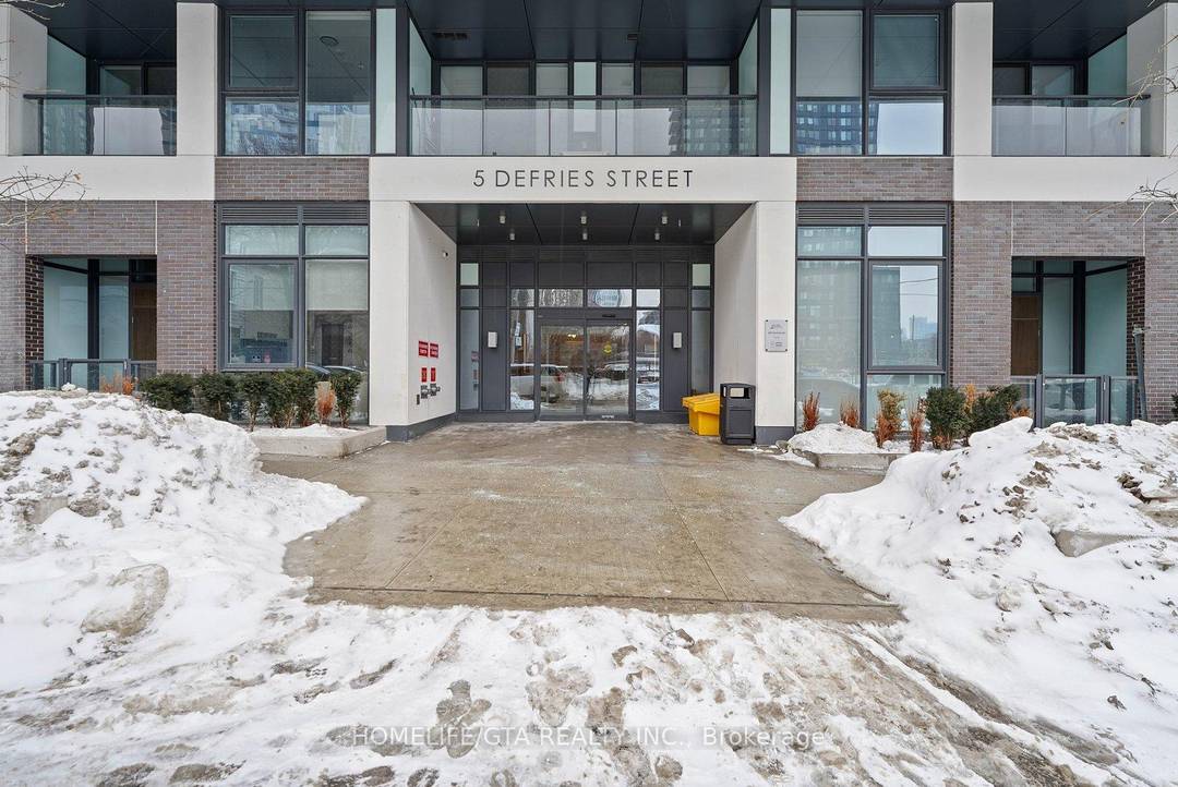 Welcome to River amp ; Fifth Condos !