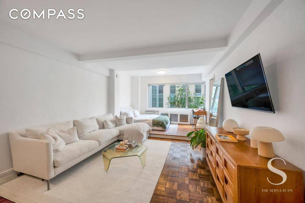 Welcome to 7 Lexington Avenue, Unit 5E, an elegant studio in the prestigious Park Gramercy building.