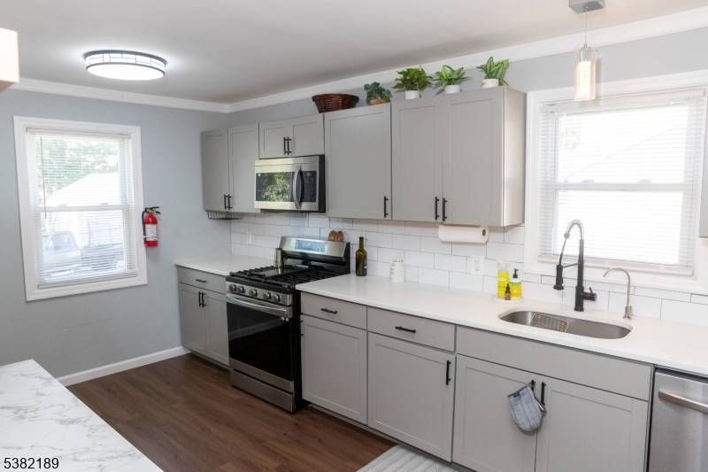 This beautifully updated 3 bedroom, 2 bathroom property offers the perfect blend of comfort, style, and functionality.