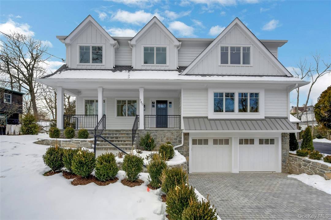 Newly completed Colonial by renowned local builder C amp ; D Marchese Construction.