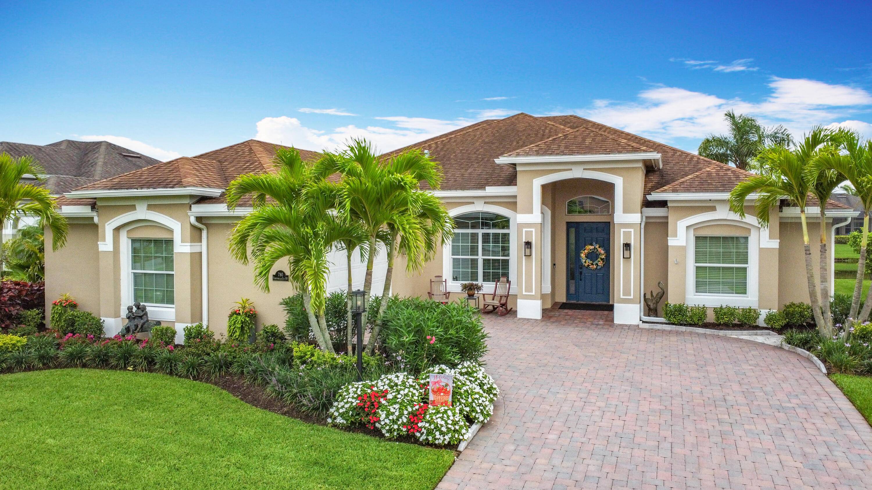 Discover the ultimate Florida lifestyle in this spacious private home located in the highly sought after community of Lake Mandarin.