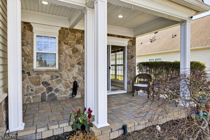 Photos from previous listing.