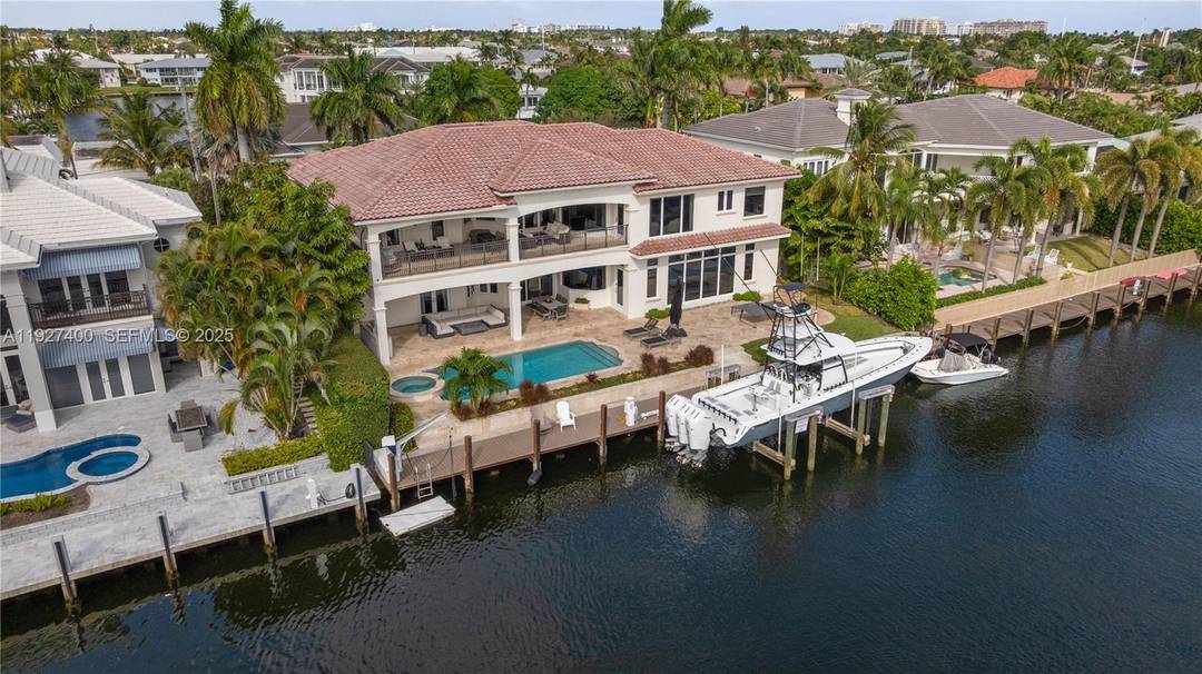Welcome to the ultimate boater s estate in Lighthouse Point.