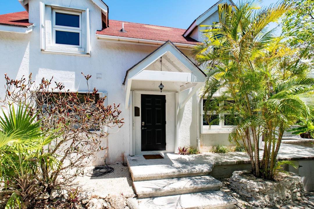 TATTOO'S GARDEN CASITA Single Family Home Eleuthera