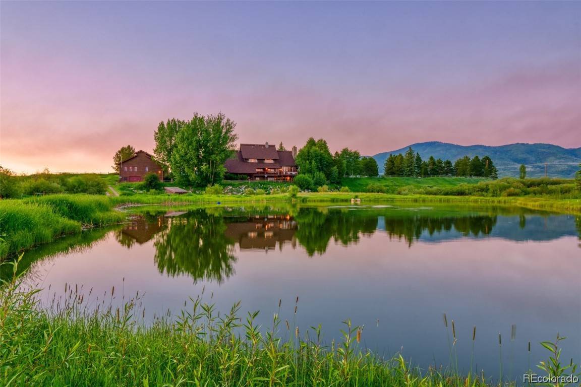 McKinnis Creek Ranch is a remarkable property on the Yampa River in the coveted south valley of Steamboat Springs.