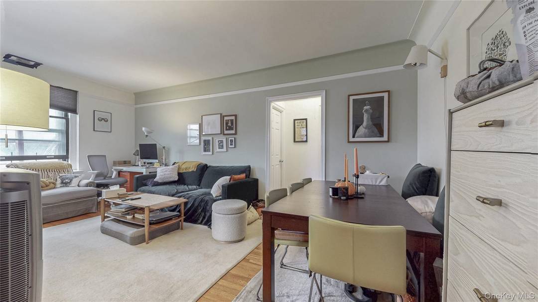 A spacious, recently renovated one bedroom unit for sale, a great opportunity to live in or invest in a classic Pre War condo building, on the top floor of 72 ...
