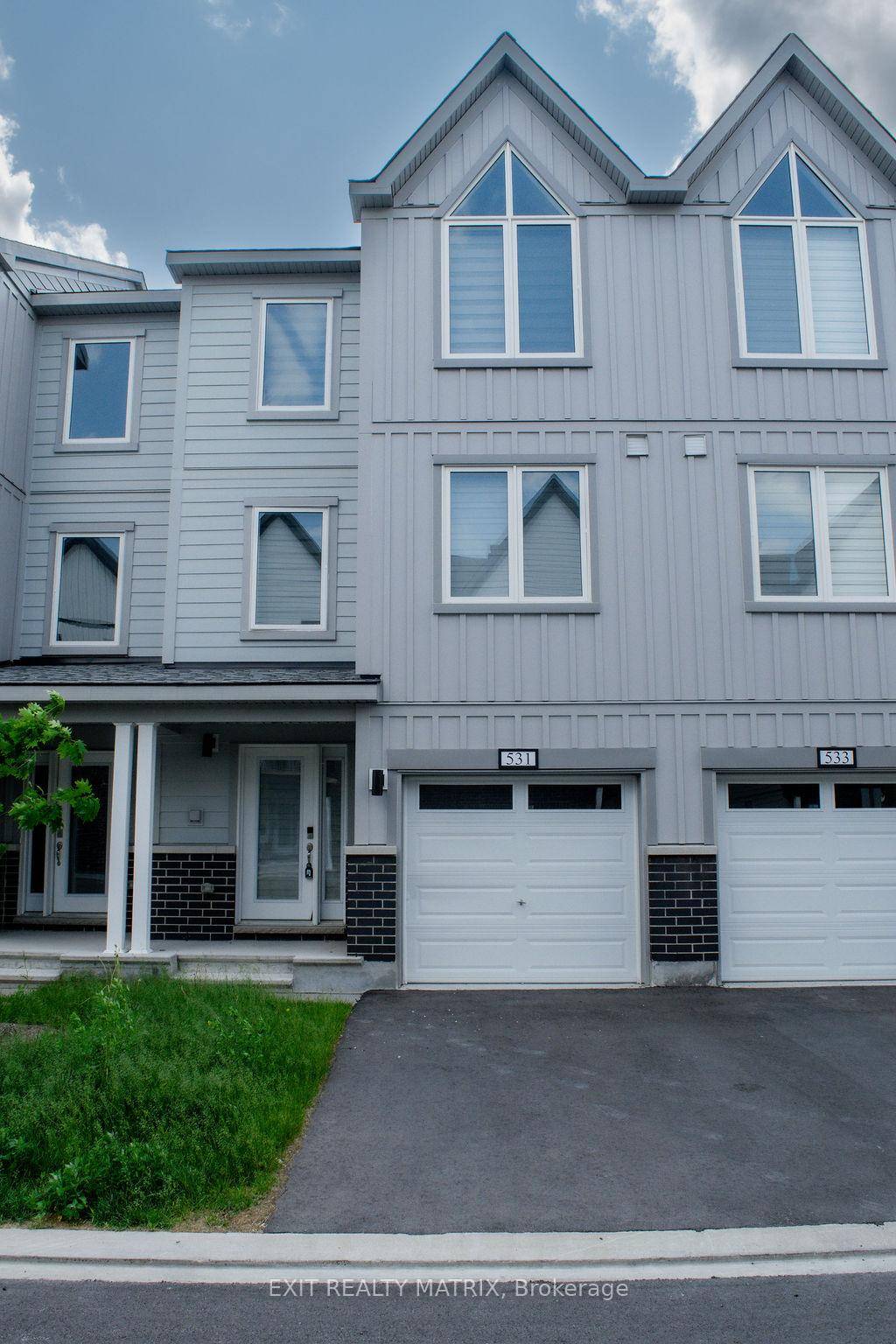 A splendid three bedroom, three floor residence boasting three bathrooms.