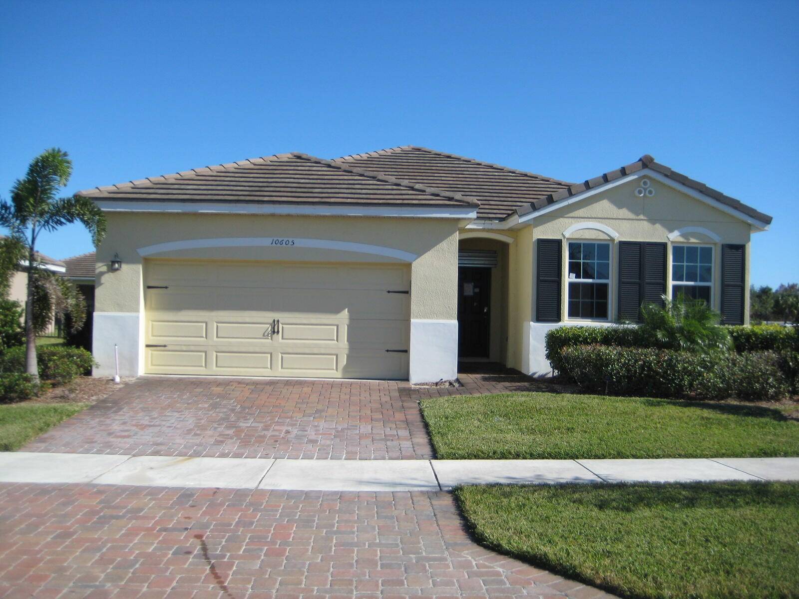 Huge price reduction ! This home is nestled in the highly sought after gated community, The Estates Preserve of Tradition.