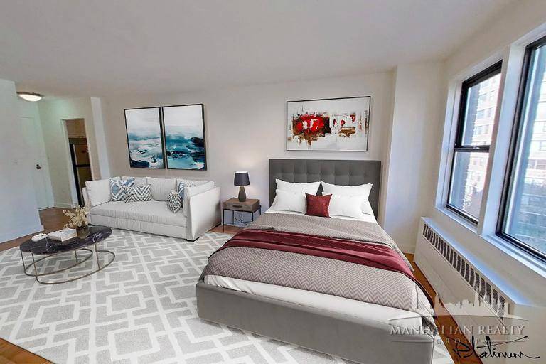 Welcome to this exquisite studio situated in the heart of Murray Hill !
