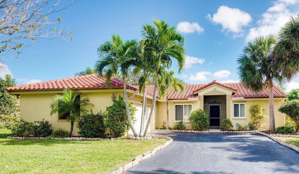 Beautifully remodeled 3 bdrm 2 bath private pool house.