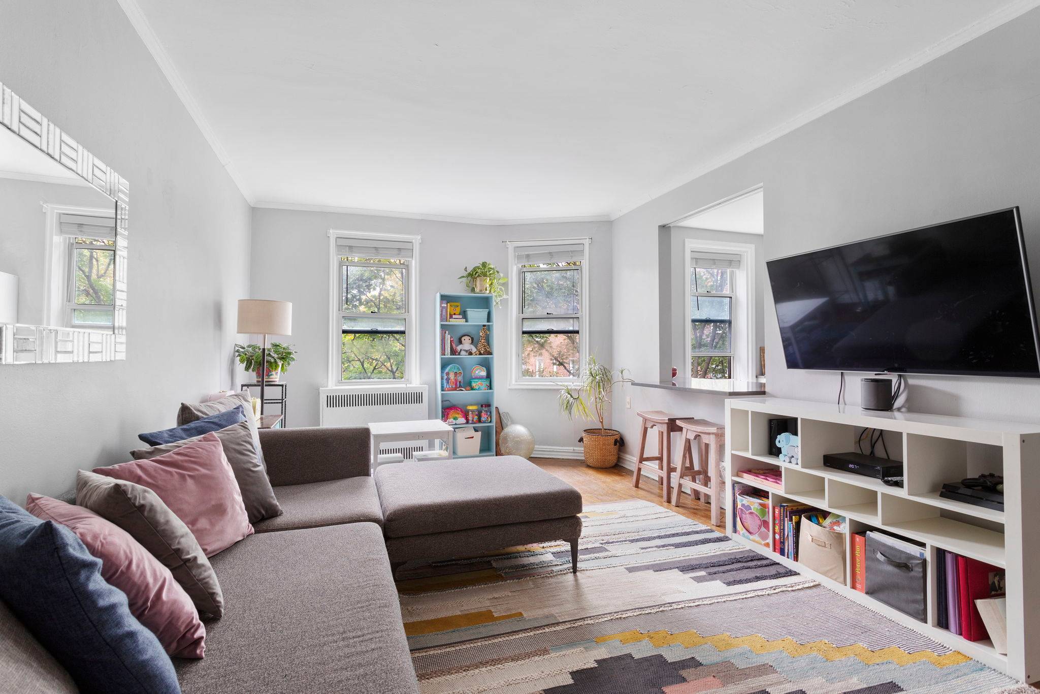 Move right in to this beautifully renovated spacious, sunny, top floor, king size one bedroom.