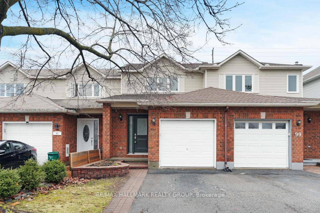 Welcome to 97 Forestglade Cres.