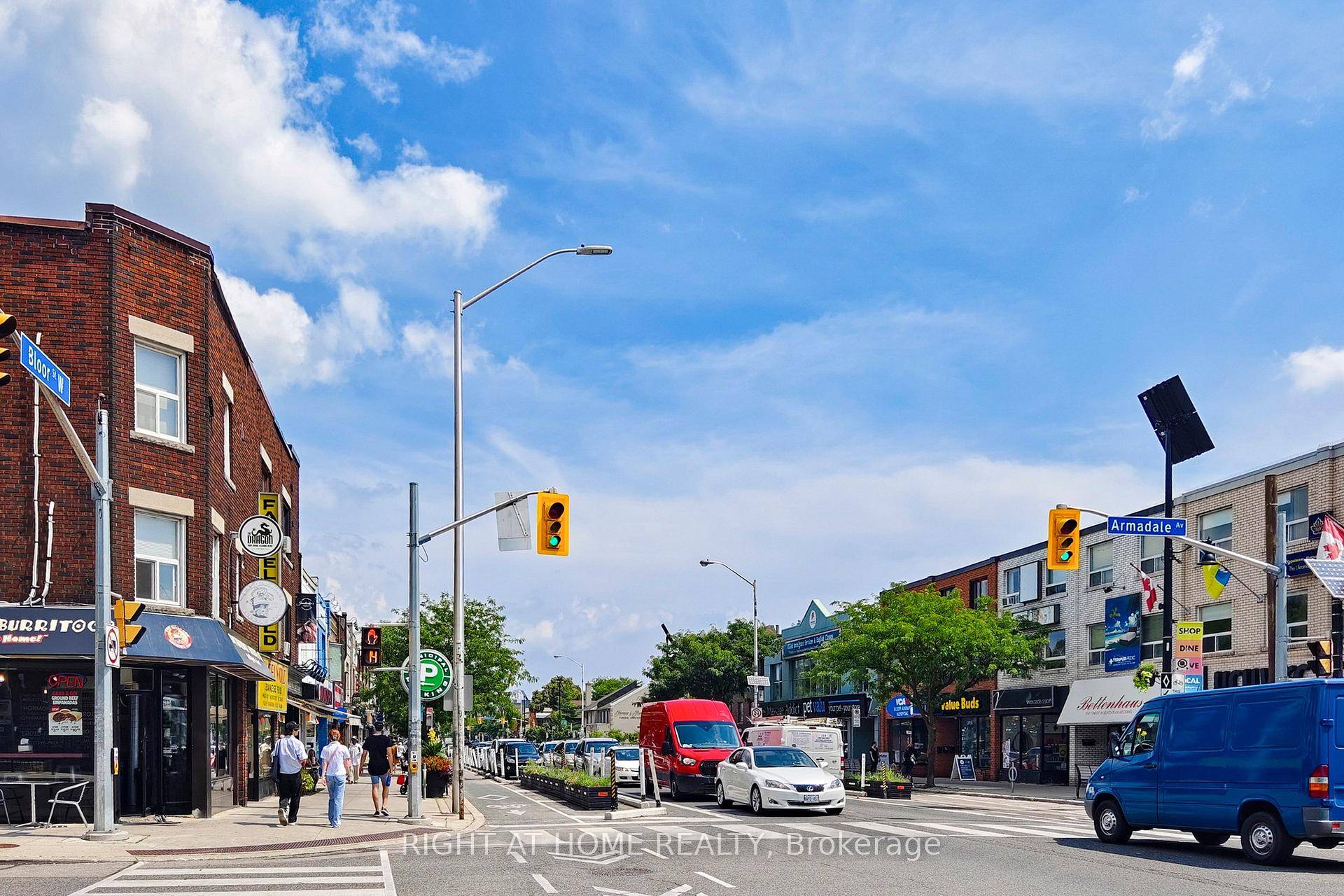 Prime Location in the Bloor West Village !