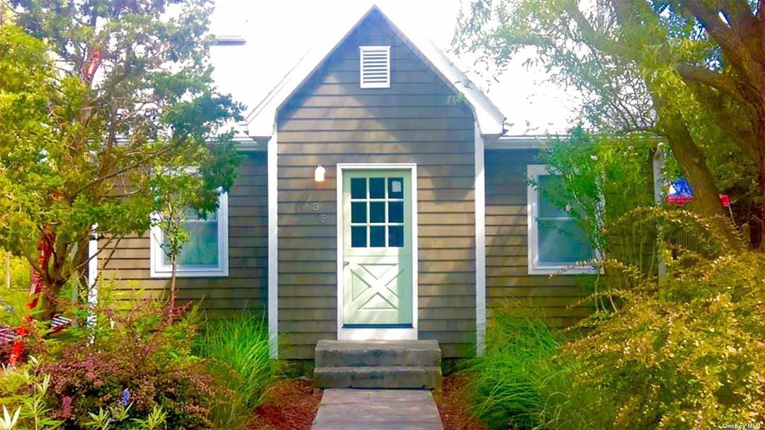 This Home is Available To Rent Weekly For 7, 000, 28, 000 A Month and 60, 000 per season.