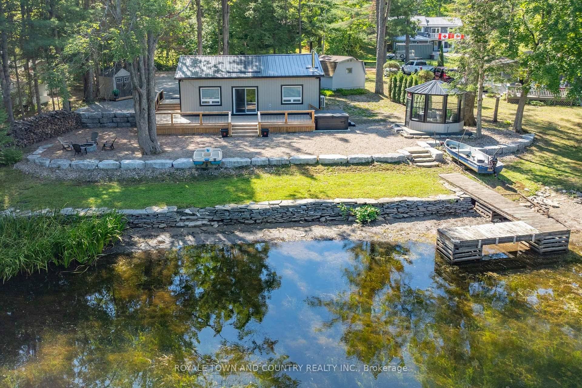Adorable Turn Key 4 Season Cottage Home on the Gull River Shadow Lake System.