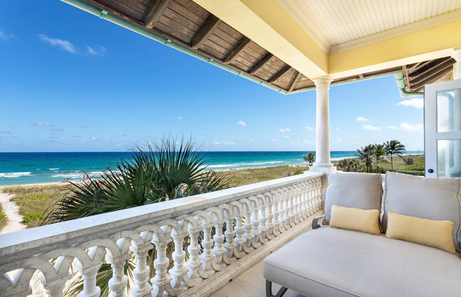 This serene beach house was artfully re designed in 2015 by noted architect Gary Eliopoulos and renovated by renowned Seaside Builders practically from the ground up.