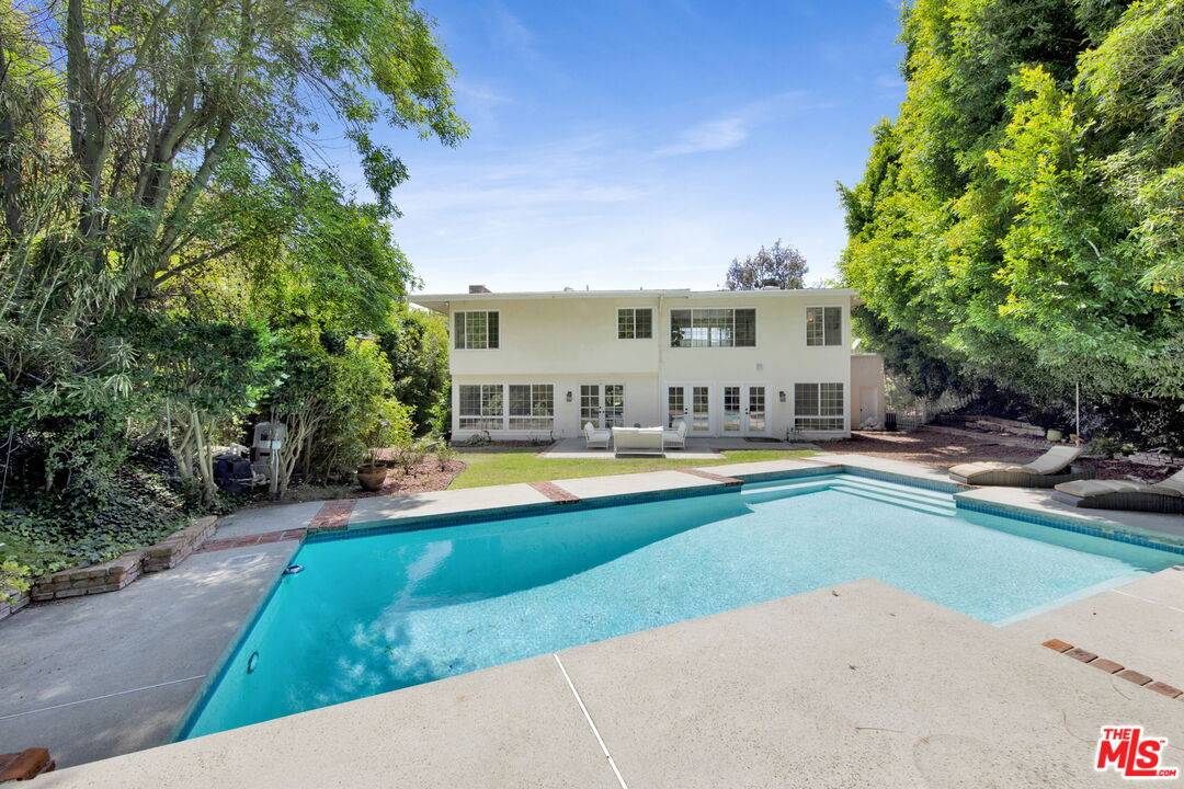 2460   Pesquera Dr 4BR Brentwood La