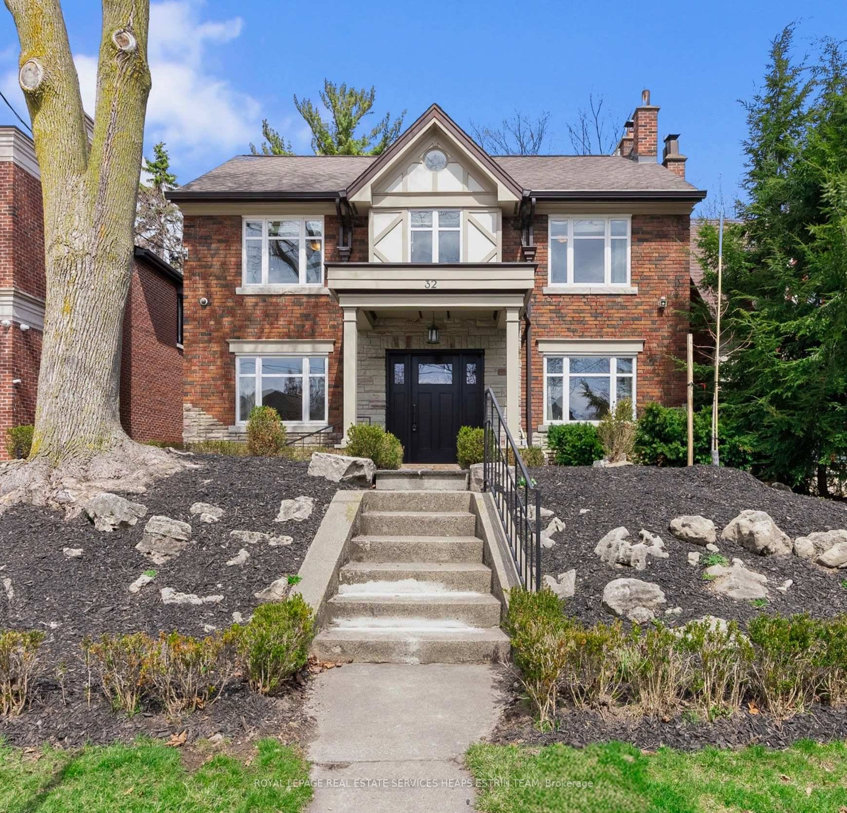 Welcome to 32 Parkhurst Boulevard.