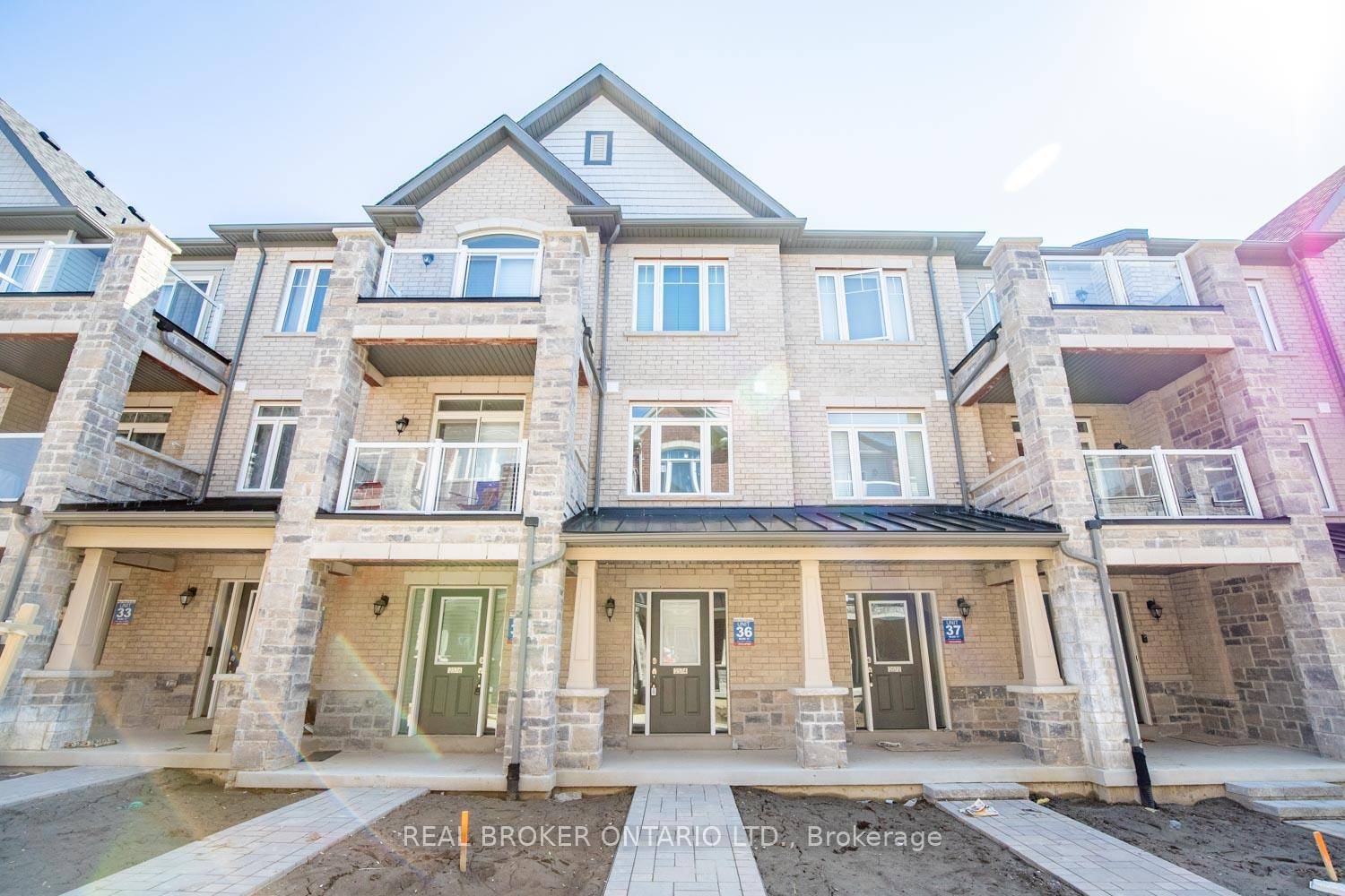 When you enter this thoughtfully designed townhouse, the main floor welcomes you with a generous open concept family room that can effortlessly serve as a home office, a fitness area ...