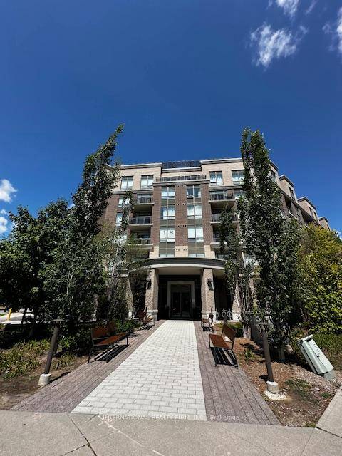 This south facing sun filled, spacious one bedroom with the den being employed as a 2nd bedroom, condo includes two 3 pcs bathrooms, and is located in the highly sought ...