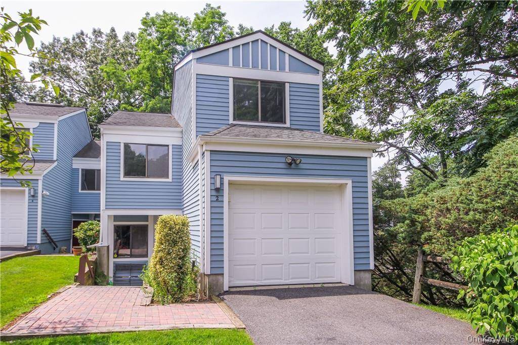 Welcome to this bright and airy corner unit townhome in the sought after area of Mamaroneck.