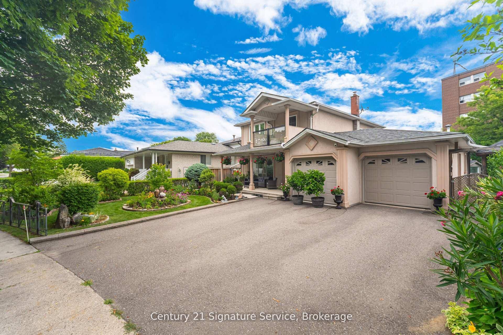 Meticulously maintained 3 bedroom, 4 bathroom family home nestled on a quiet street in one of Mississauga's most desirable neighborhoods, offering a spacious and functional layout with a large living ...