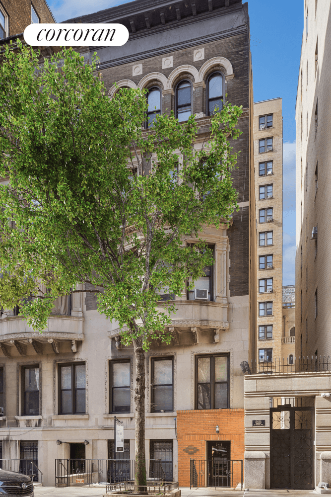 Stunning amp ; Spacious 20' x100' Foot Wide Brownstone located at 346 West 87 Street on the Upper West Side.